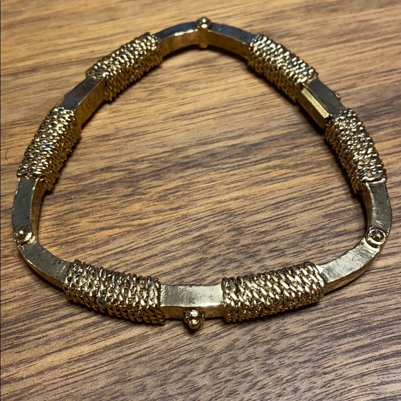 Low Luv triangle bracelet - Picture 3 of 4